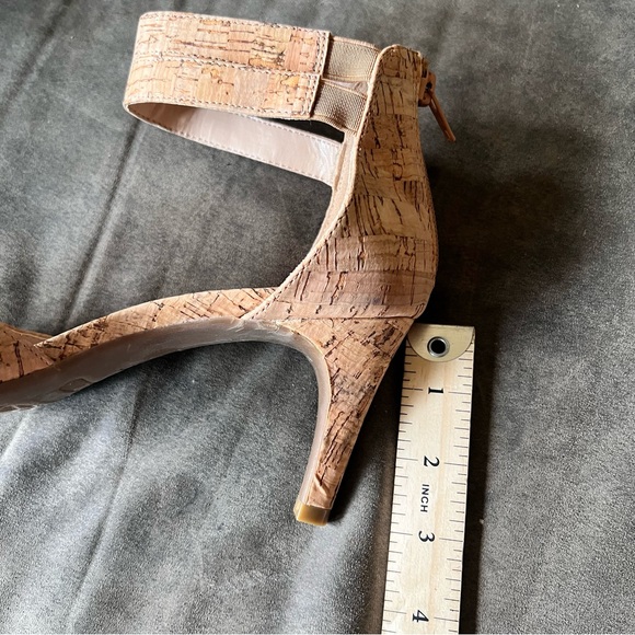 A2 by Aerosoles Heel Rest Cork Ankle Strappy Sandals Women’s Size 8M - Picture 9 of 10